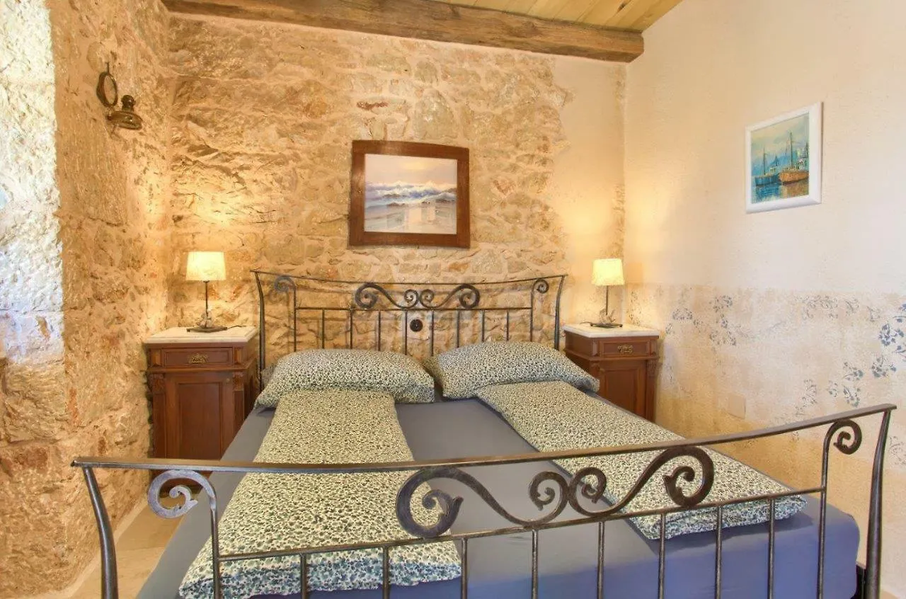 Villa Stone Queen Malinska Croatia