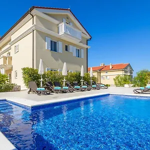 Luxury Mande Malinska